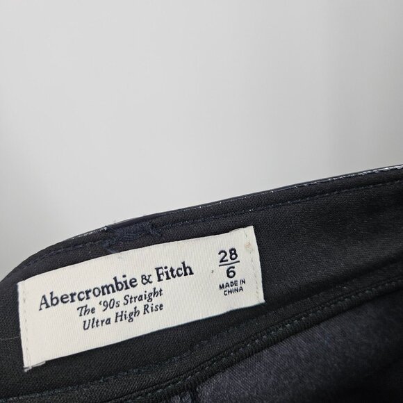 Abercrombie & Fitch Black 90s Straight Ultra High Rise Vegan Leather NWT Size 28 - Picture 5 of 8